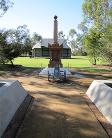 Mitchell War Memorial - Lennox Head Accommodation