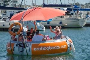 Self-Drive BBQ Boat Hire Mandurah - Group of 7 - 10 people - Lennox Head Accommodation